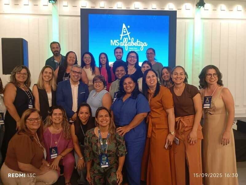 Imagem de compartilhamento para o artigo Chapadão do Sul fortalece alfabetização com participação em encontro estadual da MS Todo dia
